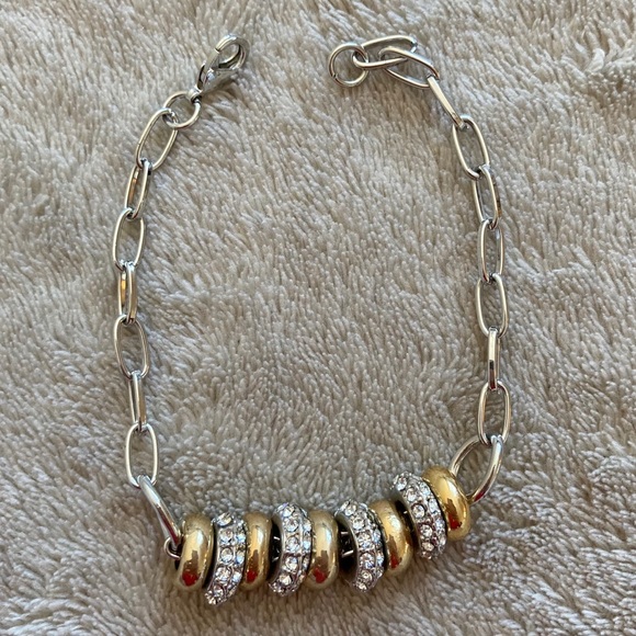 Silver and gold tone bracelet - Picture 3 of 4